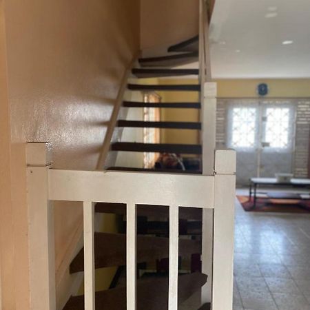Finest Accommodation Renfrew Place 4-12 Renfrew Rd 2 Bedroom 2 Bat Apt # 15 New Kinston Jamaica 킹스톤 외부 사진
